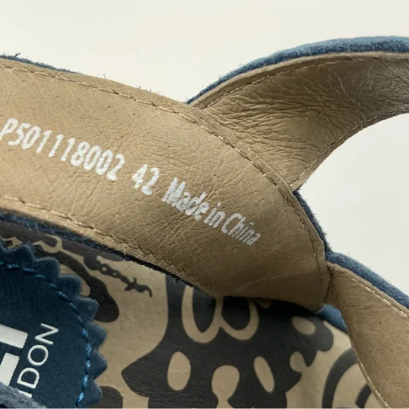 Fly London Wome 118Fly Blue Leather. Size 42. - Picture 4 of 9